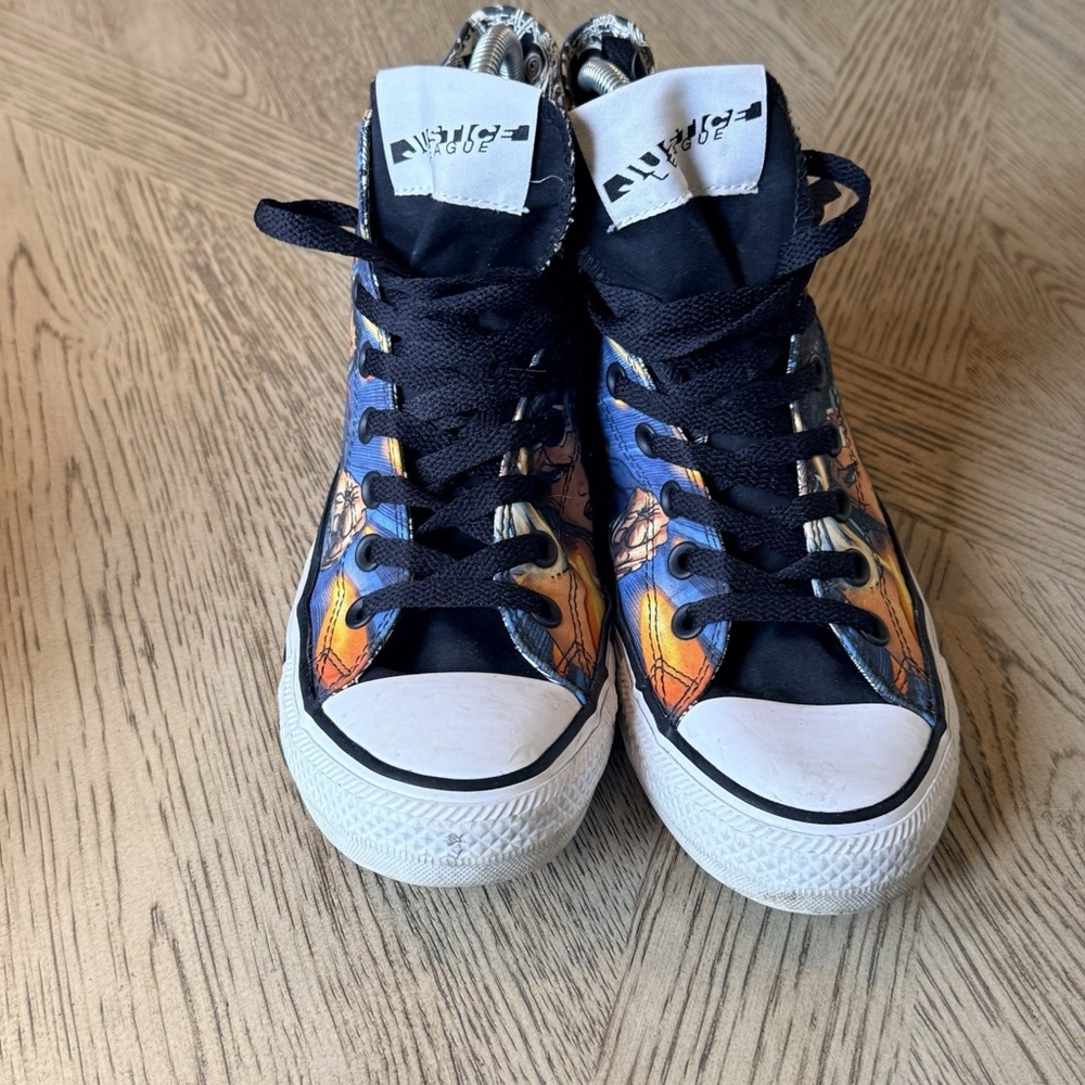 Converse Superman DC Comics Unisex Vol 1 Limited Edition Sz W9/M7 - Picture 10 of 11